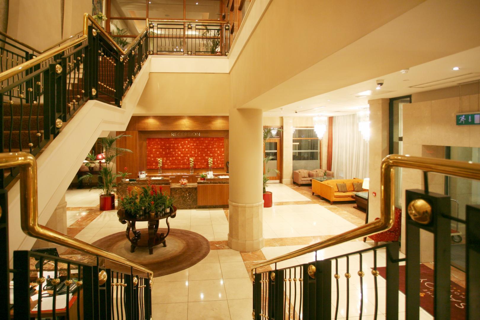 The Savoy Hotel Limerick Ngoại thất bức ảnh Interior of the hotel
