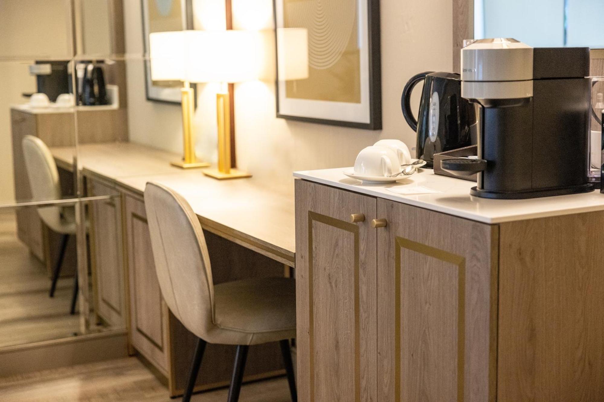 The Savoy Hotel Limerick Ngoại thất bức ảnh A Nespresso machine on a cruise ship
