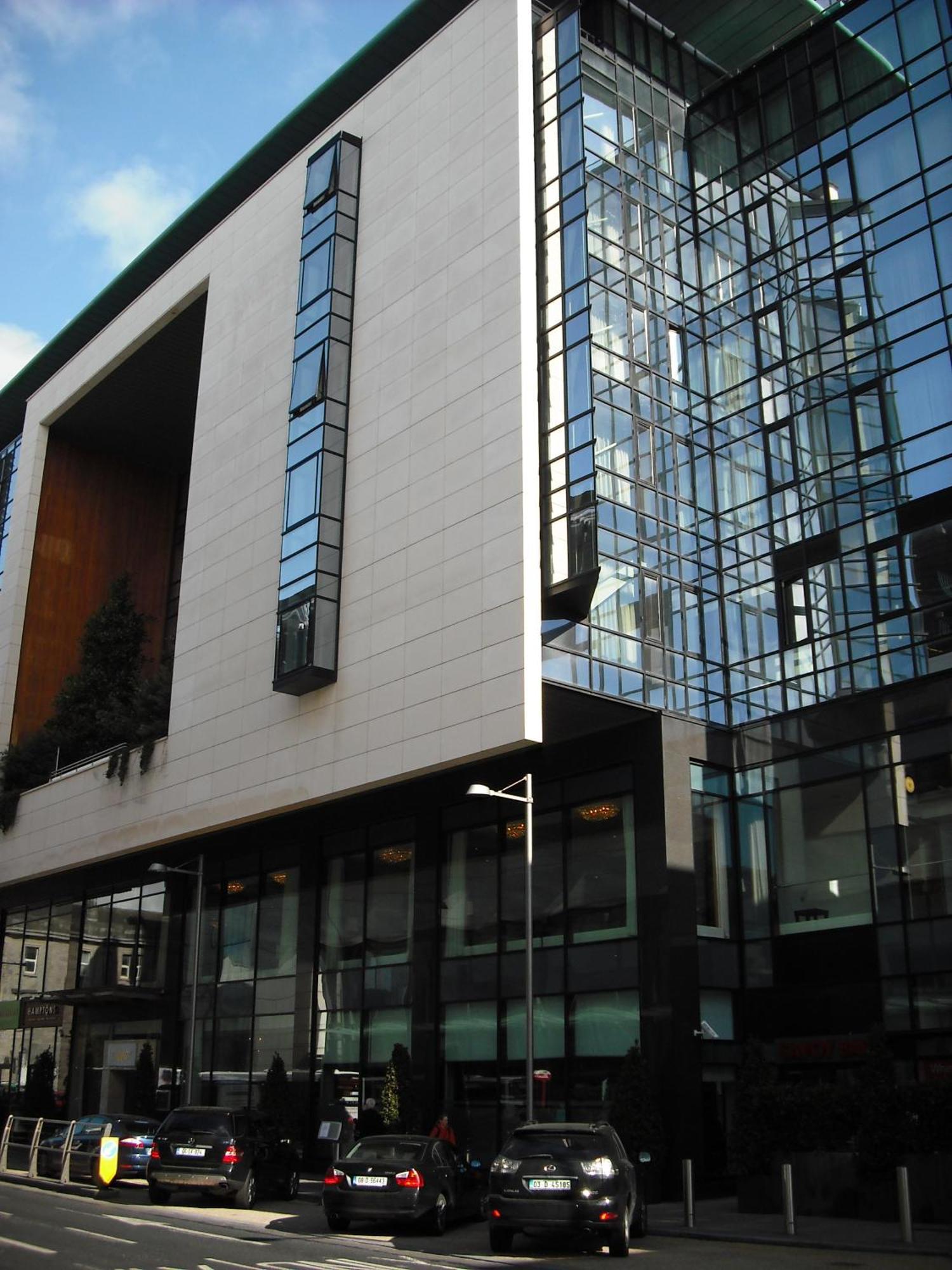 The Savoy Hotel Limerick Ngoại thất bức ảnh The new building of the University of Novi Sad